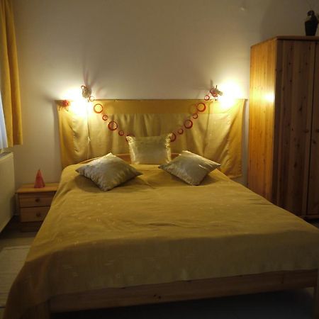 Eva 2 Apartment Hajduszoboszlo Luaran gambar